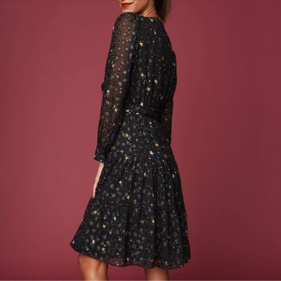 UNTUCKit Starry Belted Robyn Dress - Picture 4 of 9